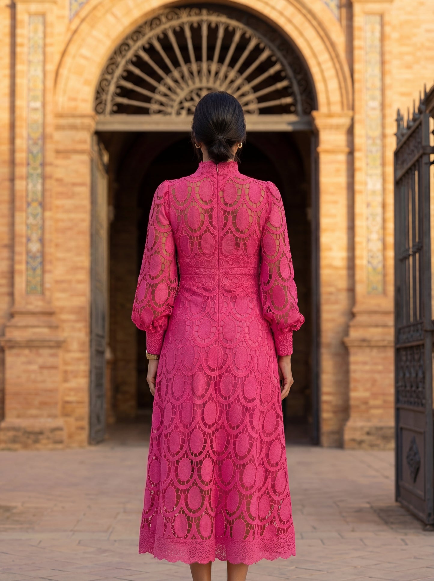 CARMONA — Robe en Dentelle Printanière